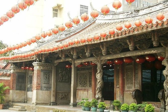2 Days Sun Moon Lake & Lukang Historic Area Tour - Getting to the Tour Site