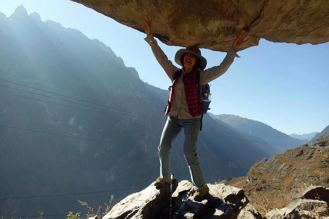2 Days Tiger Leaping Gorge Hiking Tour by Public Coach - Highlights of the Hiking Tour