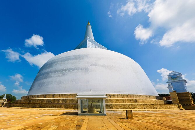 2 Days Tour Dambulla Sigiriya Wilpattu Anuradhapura From Colombo - Transportation & Guide