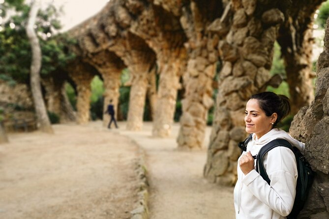2 Days Tour - Gaudi & Sagrada Familia + Montserrat & Vineyards - Penedes Valley Vineyard Tour