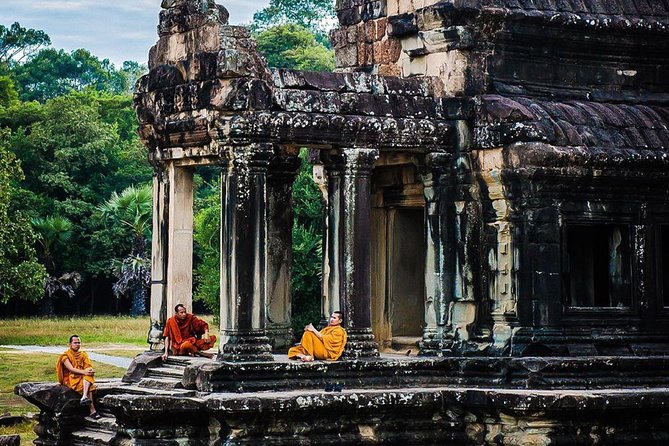 2-Days Tour (The Best Historical of Khmer Empire) - Pickup and Meeting Details