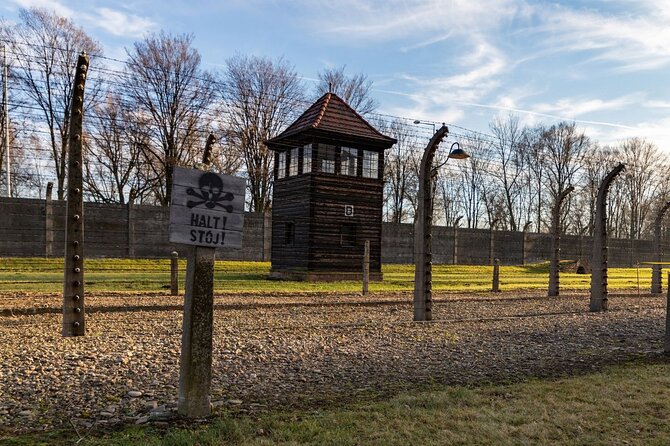 2 Days Tour to Auschwitz and Krakow From Warsaw - Itinerary and Inclusions