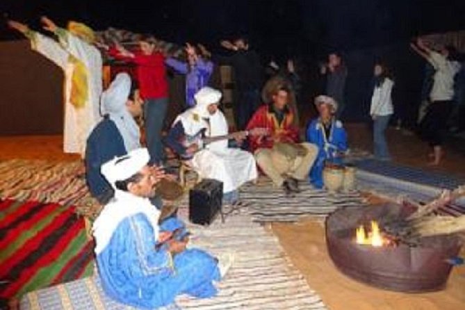 2 Days Trip in a Small Group From FEZ to FEZ Passing by MERZOUGA - Pickup and Start Time