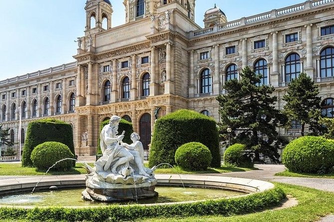 2 Days Vienna - Wachau Valley PRIVATE Guided Tour Package From Budapest - Itinerary and Highlights