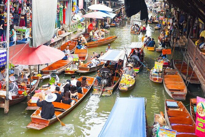 2-hour Bangkok Old City Night CHOB TUK TUK + Talat Noi Street Art - Key Points