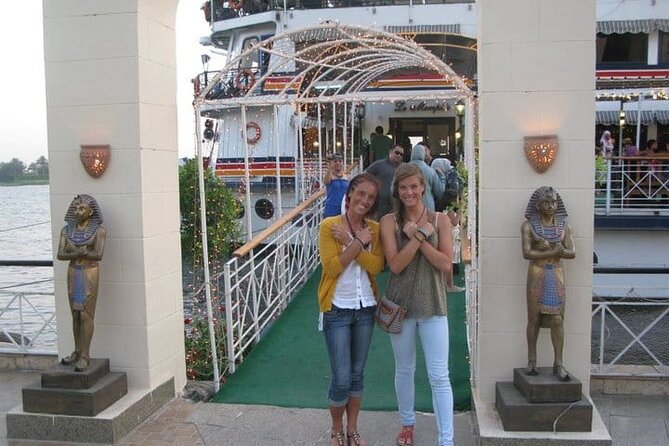 2 Hour Cairo Dinner Cruise on Nile River With Live Band - Inclusions
