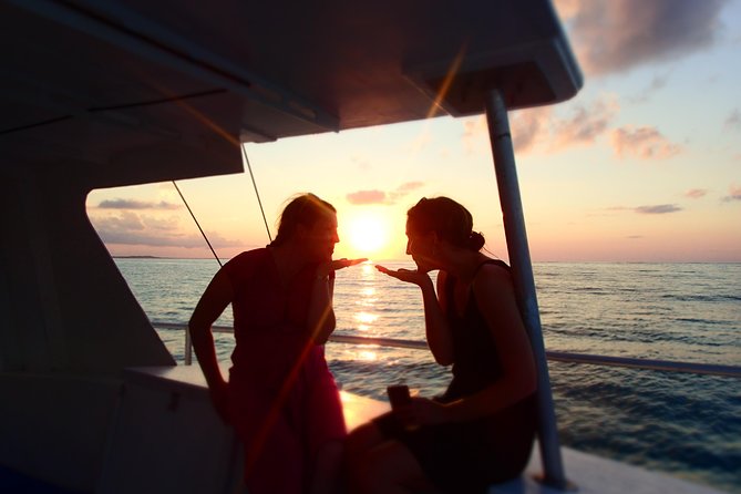 2 Hour Champagne Sunset Cruise From Grace Bay, Providenciales (Adult Only) - Recommendations and Memorable Moments