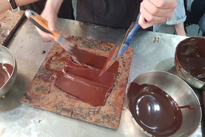 2-Hour Chocolate Bar Workshop in Paris - Hands-On Guidance From Chocolatier