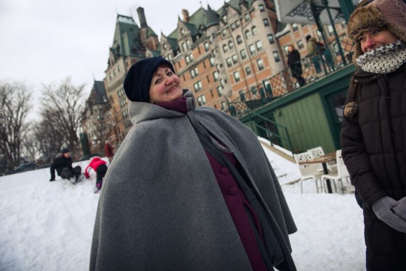 2-Hour Christmas Magic Tour in Old Quebec - Available Languages