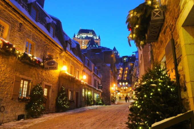 2-Hour Christmas Magic Tour in Old Quebec - Cancellation Policy