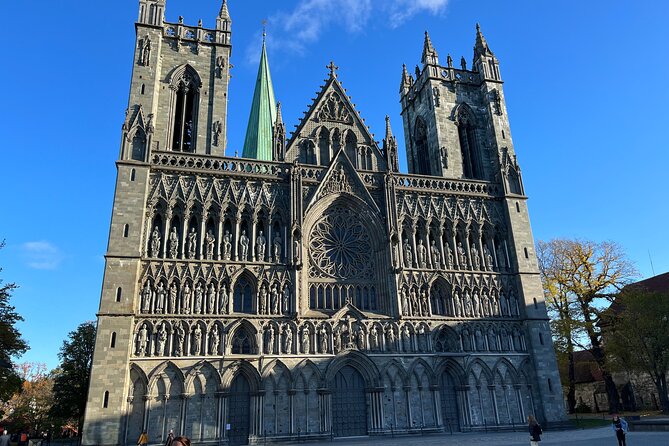 2 Hour City Walk Through Trondheim - Tour Conditions and Requirements