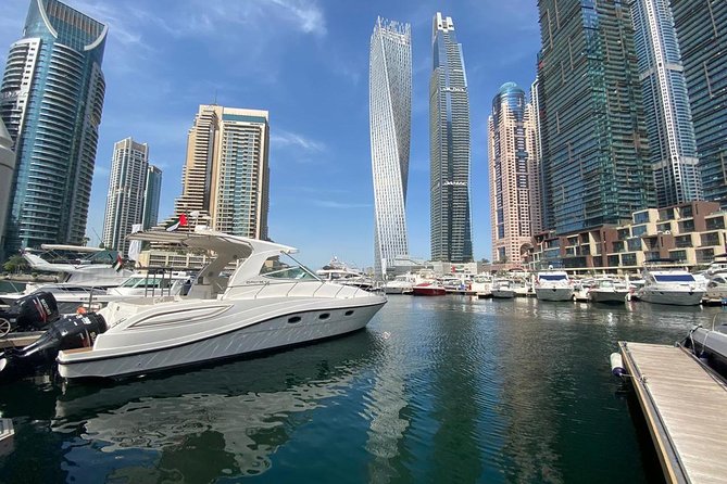 2-Hour Dubai Marina Mini Yacht Cruise - Meeting Point and Arrival