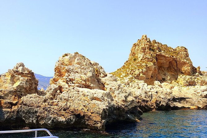 2-Hour Excursion in a Catamaran Around the Bay of Mallorca - Accessibility and Proximity