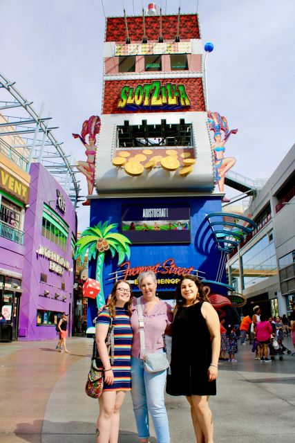 2-Hour Fremont Walking Tour With Photos and Champagne - Key Points