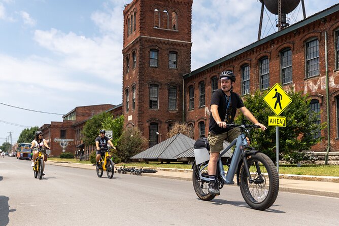 2-Hour Guided E-Bicycle Sightseeing Tour of Nashville - Traveler Experience