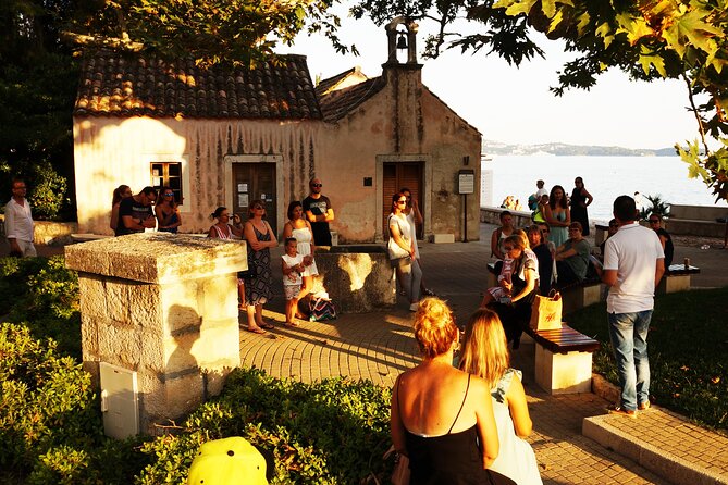 2-Hour Guided Walking Tour in Mlini - Highlights of the Tour