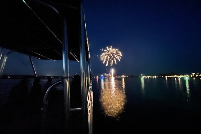 2 Hour Hilton Head Boat Rental With VIP Fireworks Viewing - Schedule and Duration