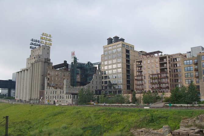 2-Hour Historic Heartbeats of Minneapolis Senior Tour With Guide - Accessibility Features