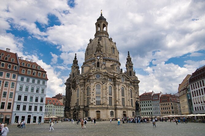 2 Hour Historical Walking Tour in Dresden - Duration and Inclusions