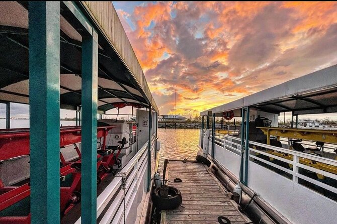2-Hour Houston Pedal Party Barge With a Licensed Captain - Exploring the Local Landscape