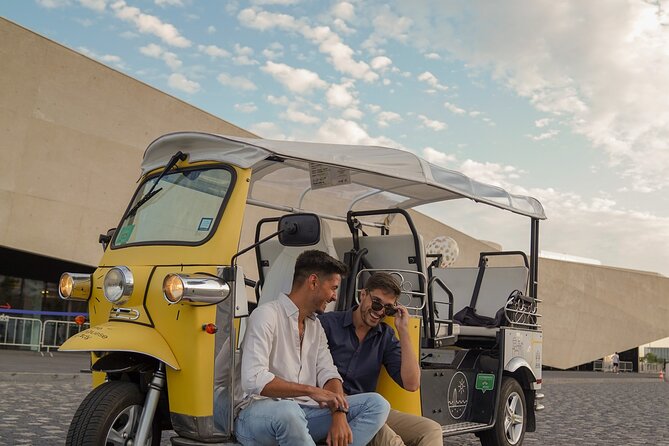 2 Hour Lisbon Private Guided Tour in a Tuk Tuk - Duration and Timing
