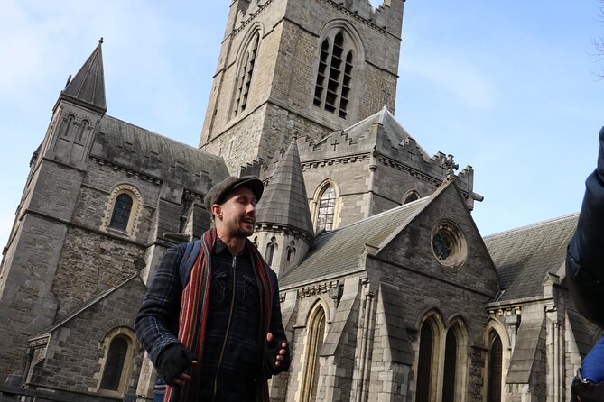 2-Hour Macabre Dublin Walking Tour - Tour Stops and Admission