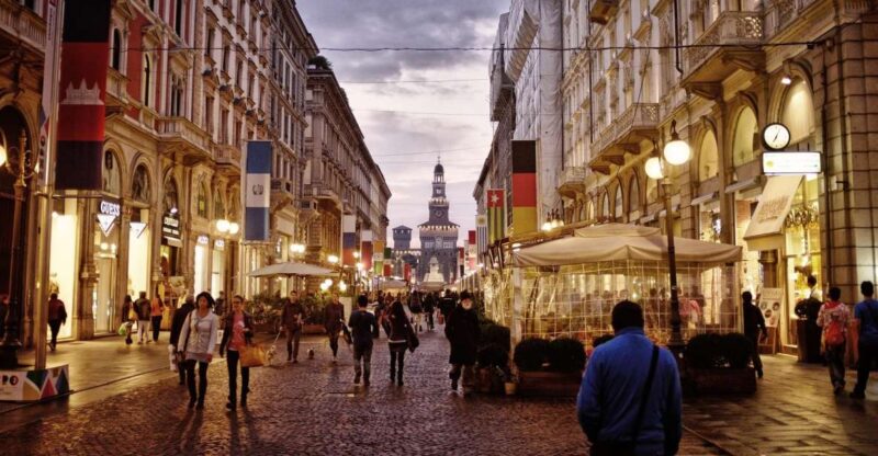 2-Hour Milan by Night Walking Tour - Experience Highlights