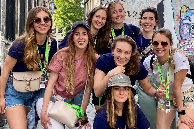 2 Hour Outdoor Group Activity in Paris: Paris, MON COEUR - Interactive Treasure Hunt Experience