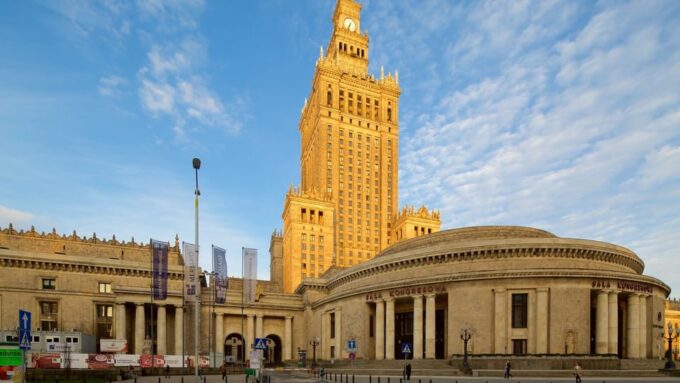 2 Hour: Palace of Culture & Science Guided Tour in English - Panoramic Views of Warsaw