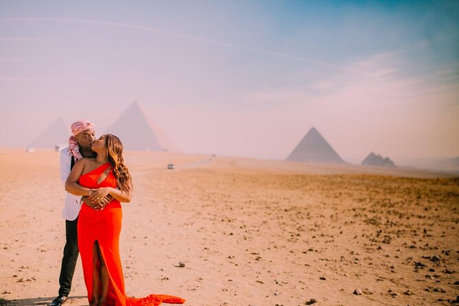 2 Hour Photoshoot at Pyramids of Giza With Instgram Style - Group Size