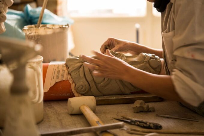 2-Hour Pottery Making Workshop in Ragusa - Immersive Atmosphere