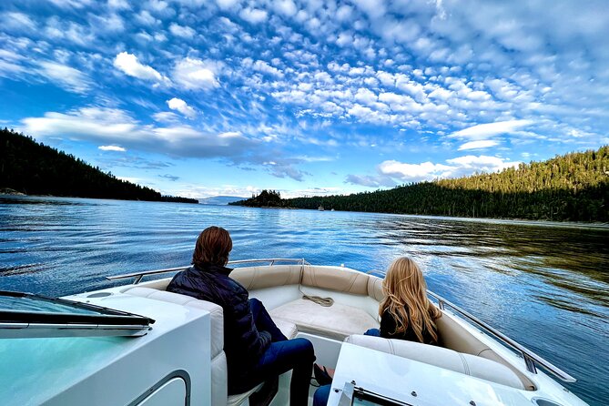 2 Hour Private Boat Tour in the White Lightning up to 8 Guests - Swim, Picnic, or Relax on Boat