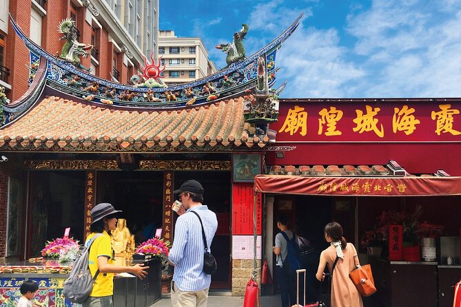 2-Hour Private Dadaocheng Walking Tour - Textile Culture and Local Traditions