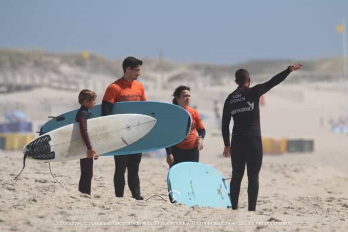 2-Hour Private Family Surfing Lesson on Praia Da Barra - Optimal Surfing Conditions
