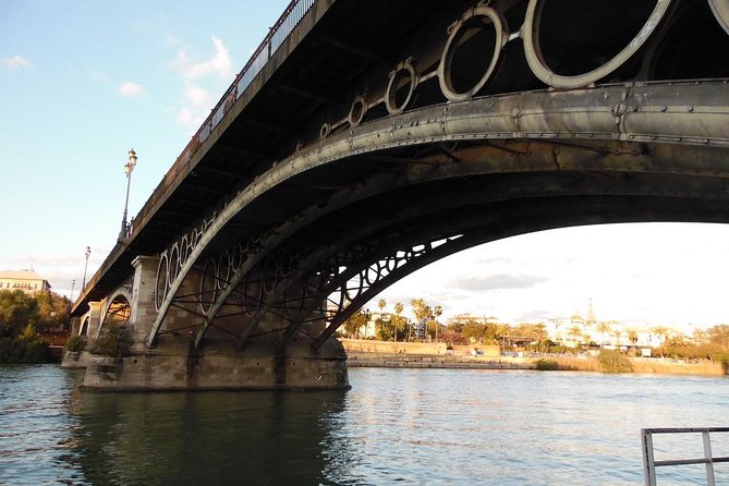2-Hour Private Guided Walking Tour of Triana - Accessibility and Participation