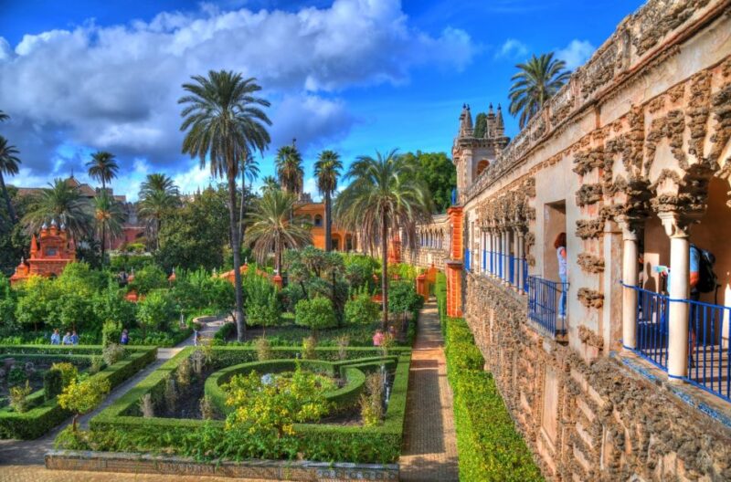 2-Hour Private Guided Walking Tour of Triana - Key Points
