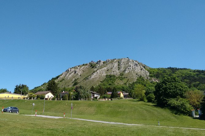 2-Hour Private Hiking Tour to Meet History at Braunsberg Mountain From Vienna - Itinerary and Experience