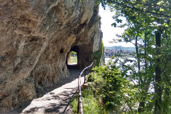 2-Hour Private Hiking Tour to Meet History at Braunsberg Mountain From Vienna - Scenic Views and Historical Highlights