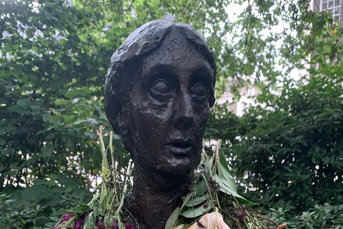 2-Hour Private Lgbtq+ History Tour of London With a Licensed Guide - Meeting and End Points