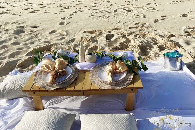 2-hour Private Luxury Picnic in Nassau - Private Transportation Arrangements