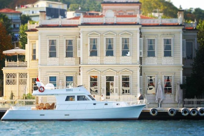 2-Hour Private Luxury Yacht Cruise on Bosphorus With Transfers - Customer Feedback and Ratings
