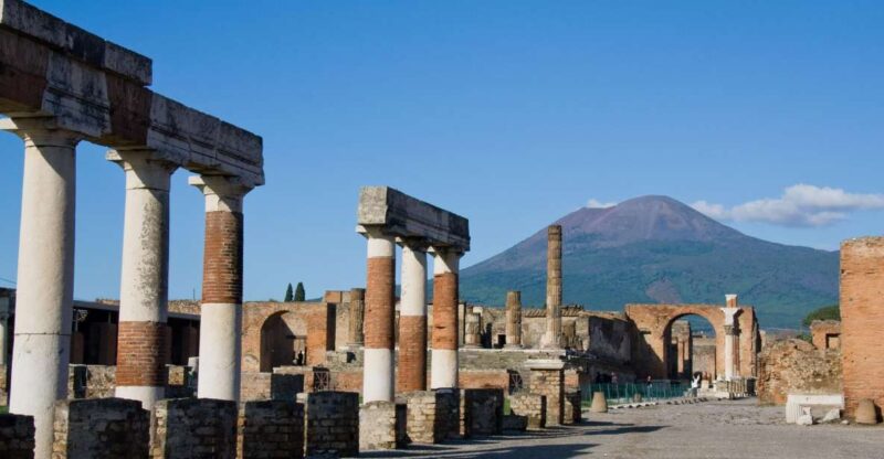 2-Hour Private Pompeii Walking Tour - Experience Highlights