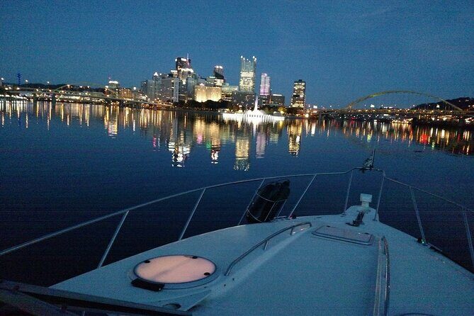 2 Hour Private Sightseeing Charter Boat Cruise - Key Points