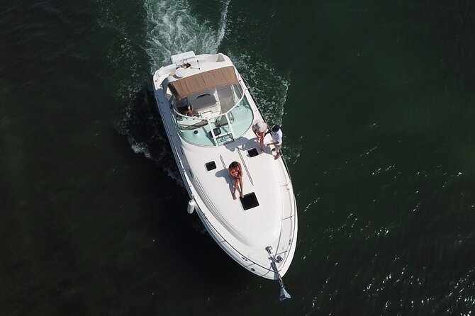 2-Hour Private Sunset Cruise on a Luxury Yacht in Cancun Bay 25P18 - Yacht and Amenities Included
