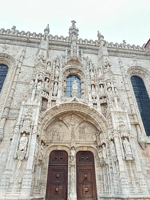 2 Hour Private Tuk Tuk Tour to Discover Belém - Transportation and Inclusions