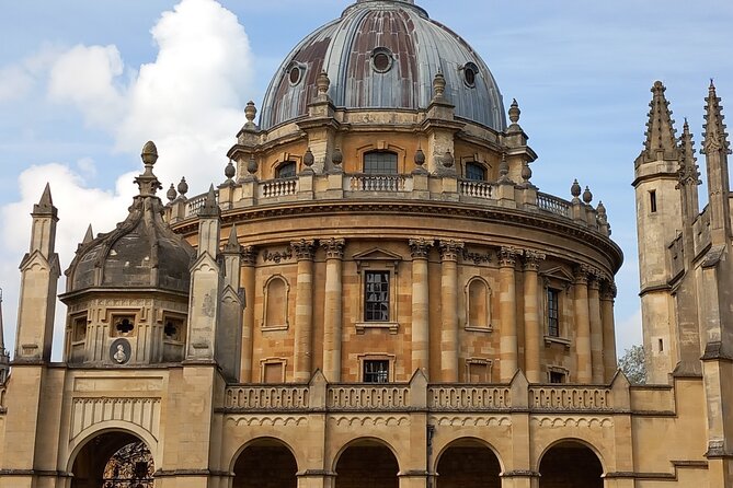 2-Hour Private Walking Tour in Oxford - Key Attractions