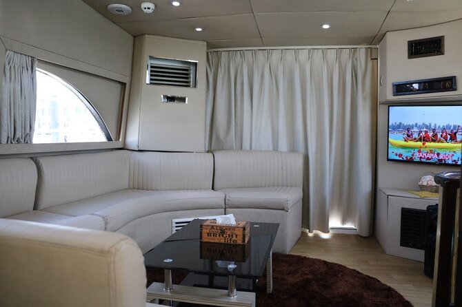 2-Hour Private Yacht 50ft Tour Around Burj Al-Arab - Tour Details