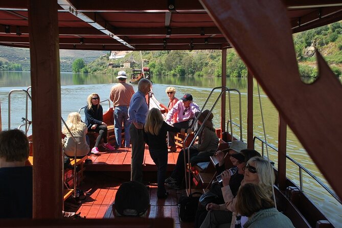 2-Hour Rabelo Boat Tour in Pinhão - Accessibility and Amenities