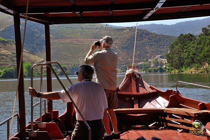 2-Hour Rabelo Boat Tour in Pinhão - Host Responses and Improvements