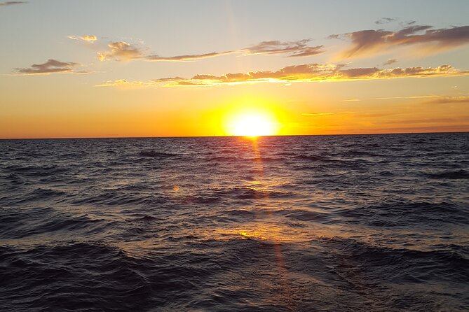 2 Hour Sailing Adventure in Lake Michigan (Up to 6 People) - Participant Information